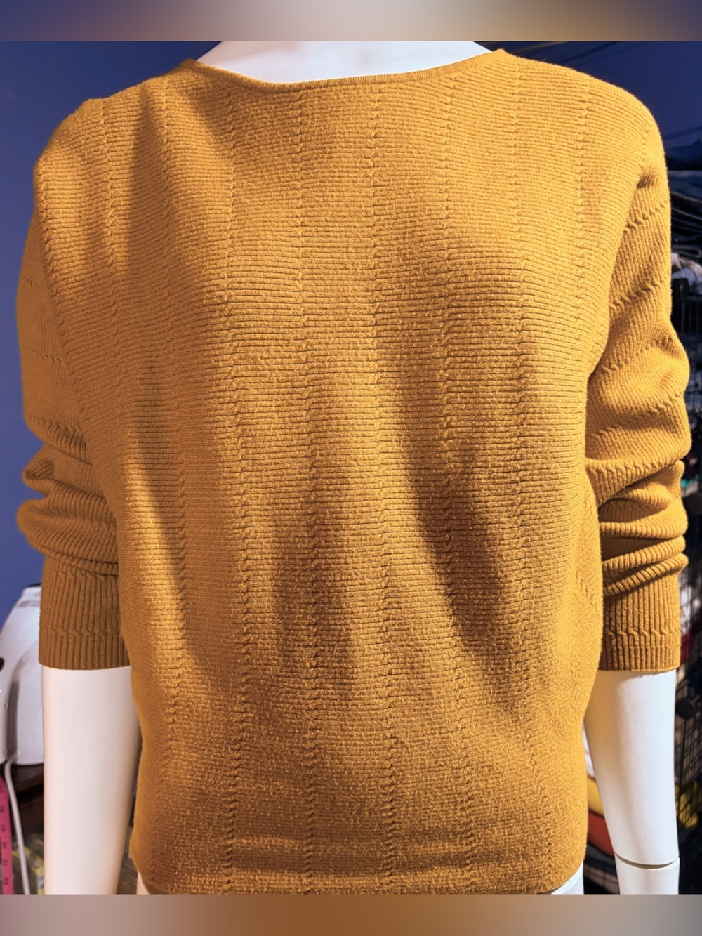 Cyrus Women’s Mustard Dolman Sleeve Cropped Knit Pullover  Small